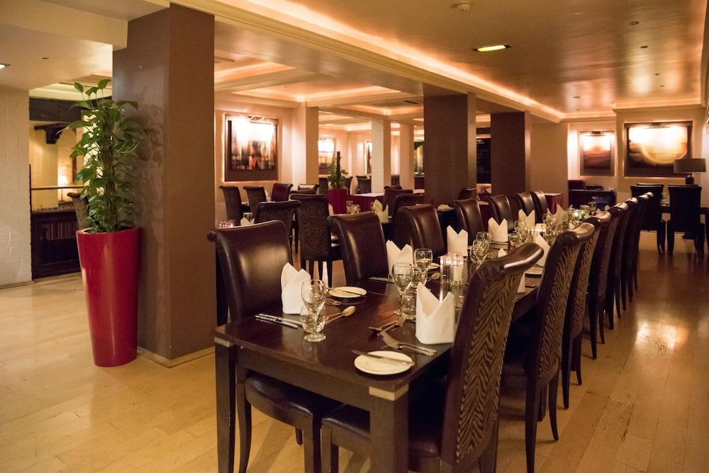 The Bull Hotel; Sure Hotel Collection By Best Western بيتربرو المظهر الخارجي الصورة