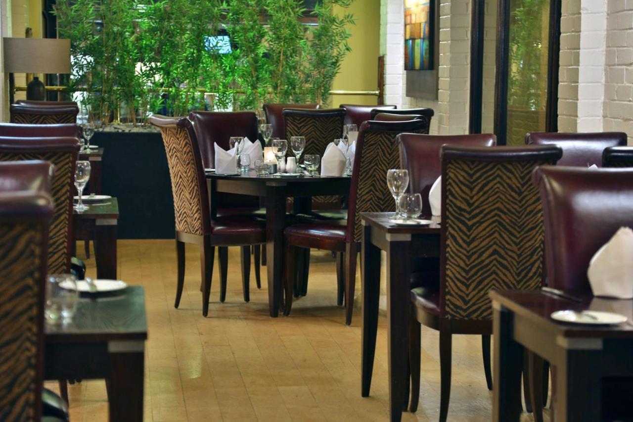 The Bull Hotel; Sure Hotel Collection By Best Western بيتربرو المظهر الخارجي الصورة
